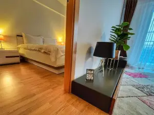 Red Hotel Accommodation
