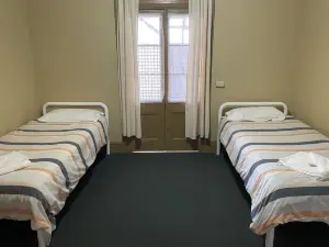 Royal Hotel