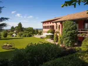 Agriturismo Casa Rossa Ai Colli