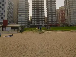 Departamento en la Playa Y Centro de Miramar Para 3 Personas