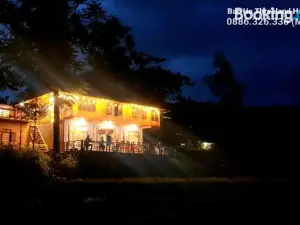 Bac Ha Threeland Homestay