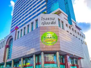 Yannaty Hotel Halal