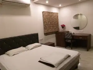 Hotel Kaushik