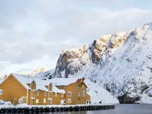 Nusfjord Village & Resort