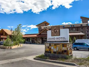 White Peak Hotel