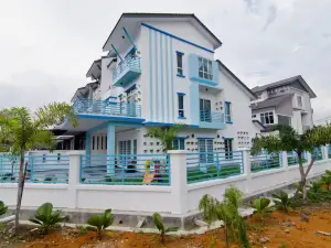 Sekinchan Santorini Villa
