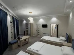 Humoyunshox Hotel