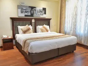 Cranes Suites Hotel