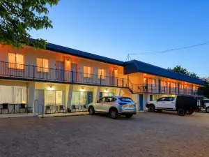 Tumut Farrington Motel