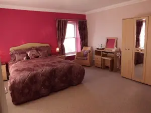 The Golden Lion Hotel