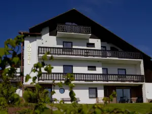Garni Hotel Seeschlößchen