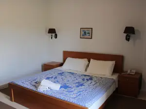 Al Sakhra Hotel