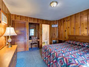 Lake Shasta Lodge