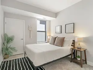 Luxurious 1Br Apt in Oakbrook