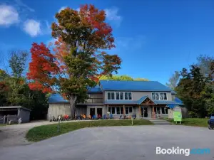 Tobermory Village Cabins