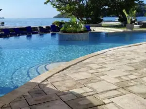 Chaquacabana Resort & Beach Club