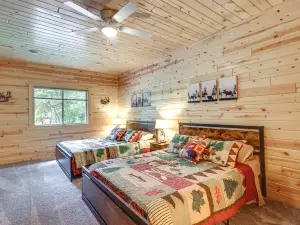 Pequot Lakes Vacation Rental w/ Patio & Fire Pit