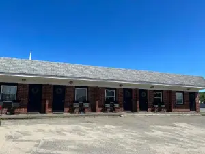 Lincoln House Motel