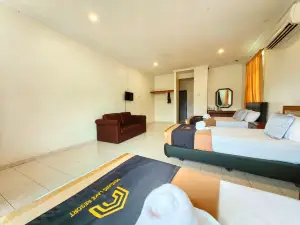 PendangLakeResort