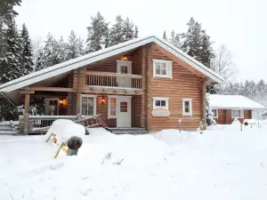 Aapishovi Chalet