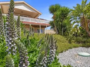 Valley Views - 11 Woodgate Road