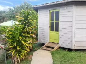 Bungalow Charmant au Robert Avec Piscine Partagee