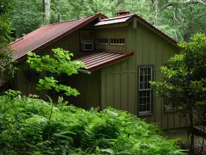 Fox Trot Cabin