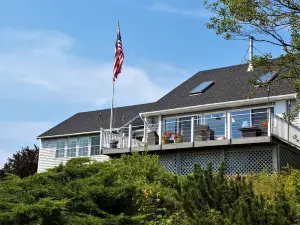 Oceanfront - 3 Acre Private Beach Property, See Whales & Eagles from the Deck