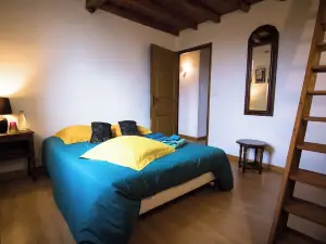 Maison LGBT des Monts Bleus