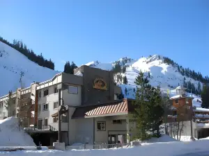 Red Wolf Lodge at Olympic Valley