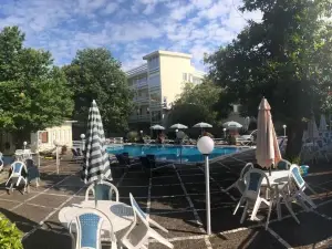 Mondial Park Hotel