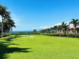 Tugsaw Resort