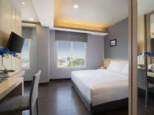 Batiqa Hotel Darmo - Surabaya