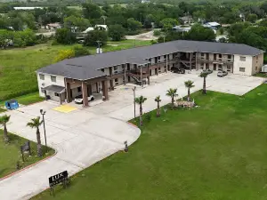 Lux Inn and Suites