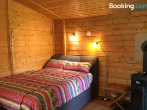 Romantic Wooden Lodge,Sauna,Schwimmteich,Alleinstehend,Absolut Ruhig