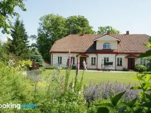 Bear Manor Lāču Muižiņa