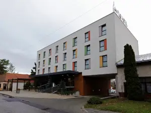 임피크 호텔