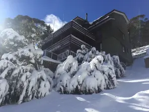 Winterhaus Lodge