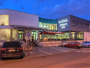 Sareza Hotel