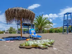 "SteliosDimitra" House with View in Sea of Kantia