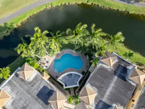 PgaResortVilla by AmericanVacationLiving 4 Br/3 BA