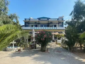 藍灣海灘飯店