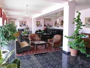 Nur Hotel