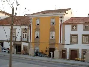 Casa Amarela TH & National Monument