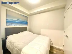 Perfect Brand New Condo Downtown Sidney