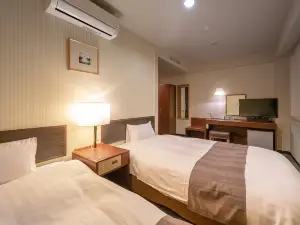 Omura Central Hotel