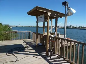 Harbor's End Condos for Rent. Waterfront, Pool, Pier and Fish cleaning table . <br>