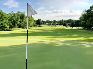 Lakefront Deck w/ Unmatched View and Location - New Deck