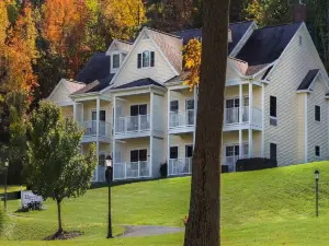 Inn at Taughannock Falls