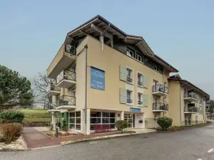 Comfort Aparthotel Divonne l'Orée du Parc